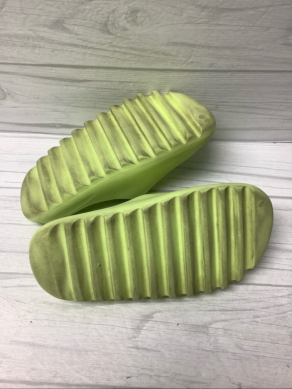 Yeezy Slip-On Slide Sandals - Picture 9 of 10